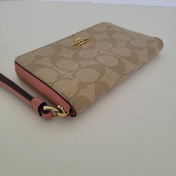 COACH Signature Phone Zippered Wallet With Strap 6 1/4 x 3 1/2 Pink Tan Medium - Picture 6 of 8